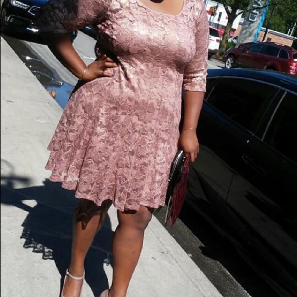 Pink Dress - Picture 4 of 4